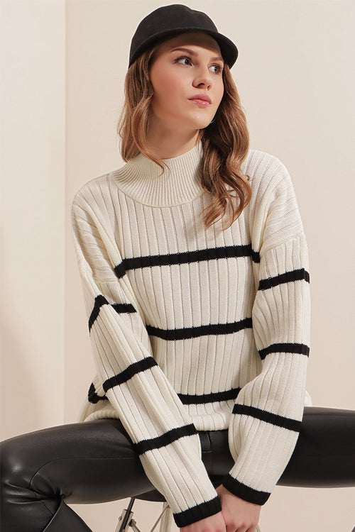 Womens Striped White Sweater